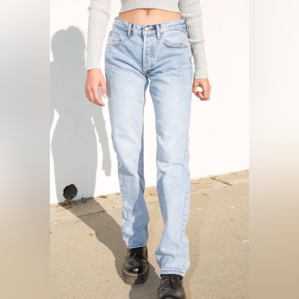 Brandy Melville Addison Light Wash Jeans